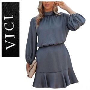 🩶 Vici | Call Me Angel Textured Mini Dress
Size XL • Like New